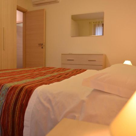 מנרבה דל גארדה Residence Boschetti חדר תמונה