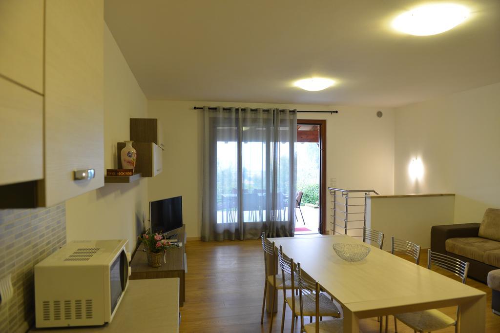 מנרבה דל גארדה Residence Boschetti חדר תמונה