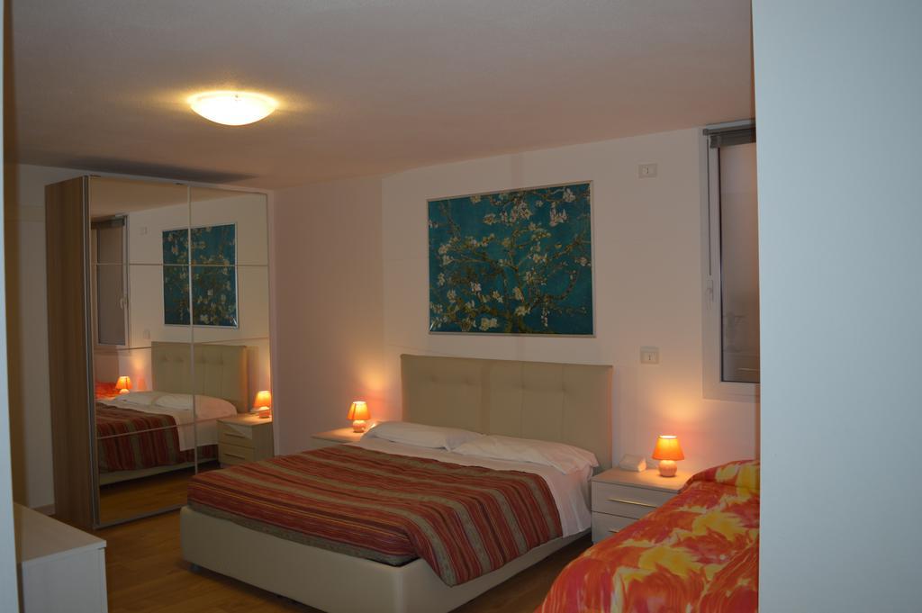 מנרבה דל גארדה Residence Boschetti חדר תמונה