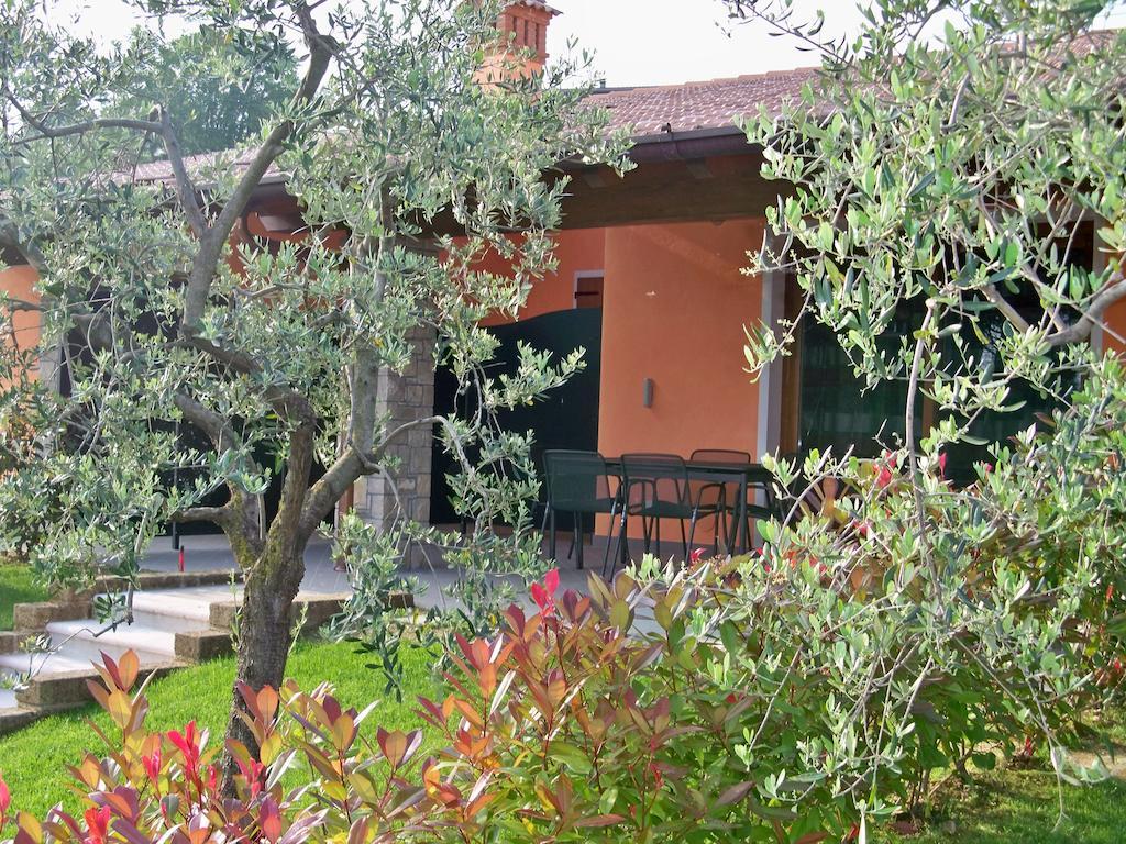 מנרבה דל גארדה Residence Boschetti מראה חיצוני תמונה