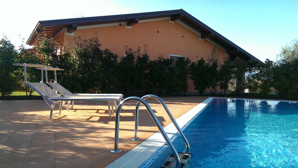 מנרבה דל גארדה Residence Boschetti מראה חיצוני תמונה