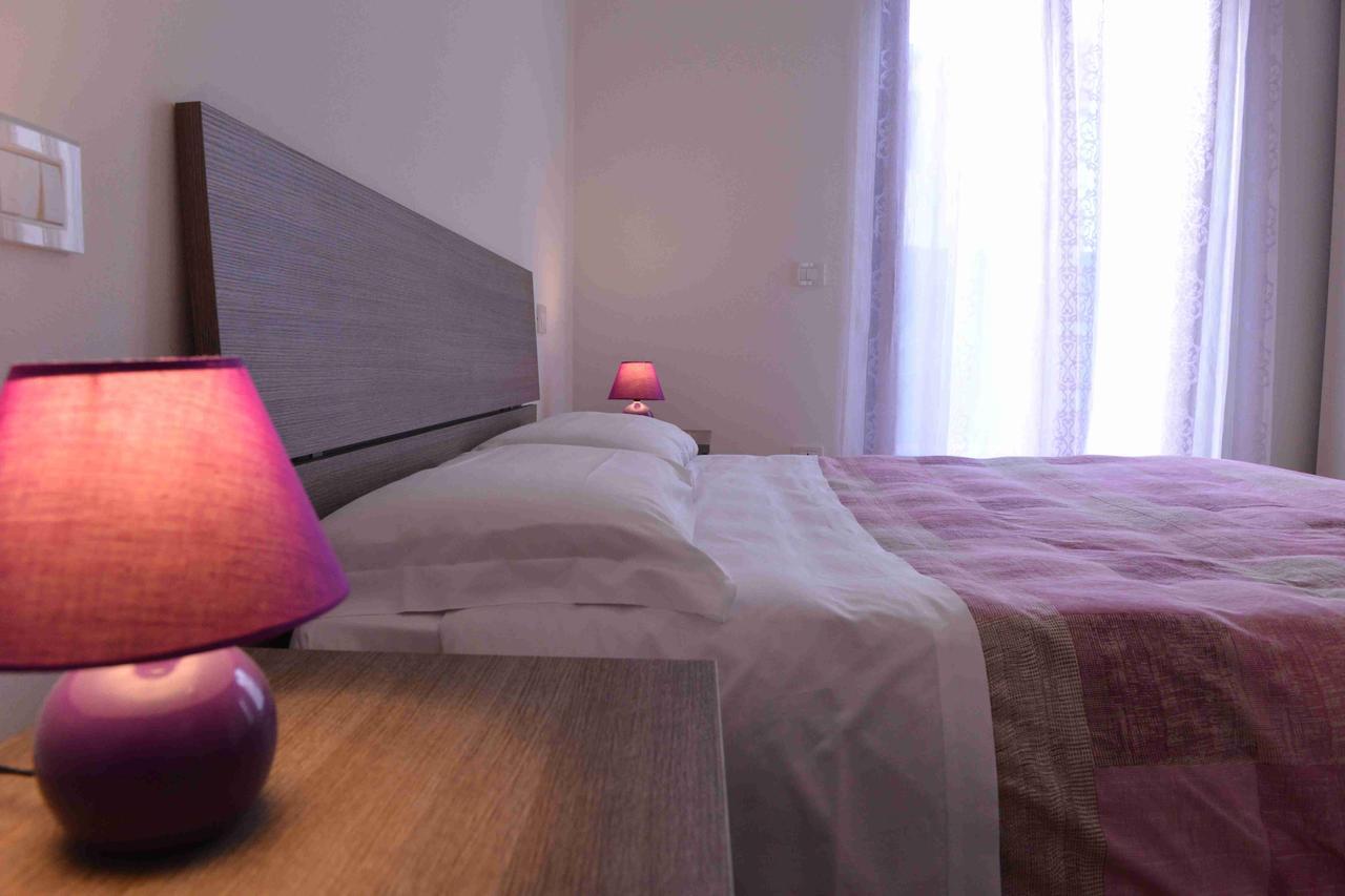 מנרבה דל גארדה Residence Boschetti מראה חיצוני תמונה
