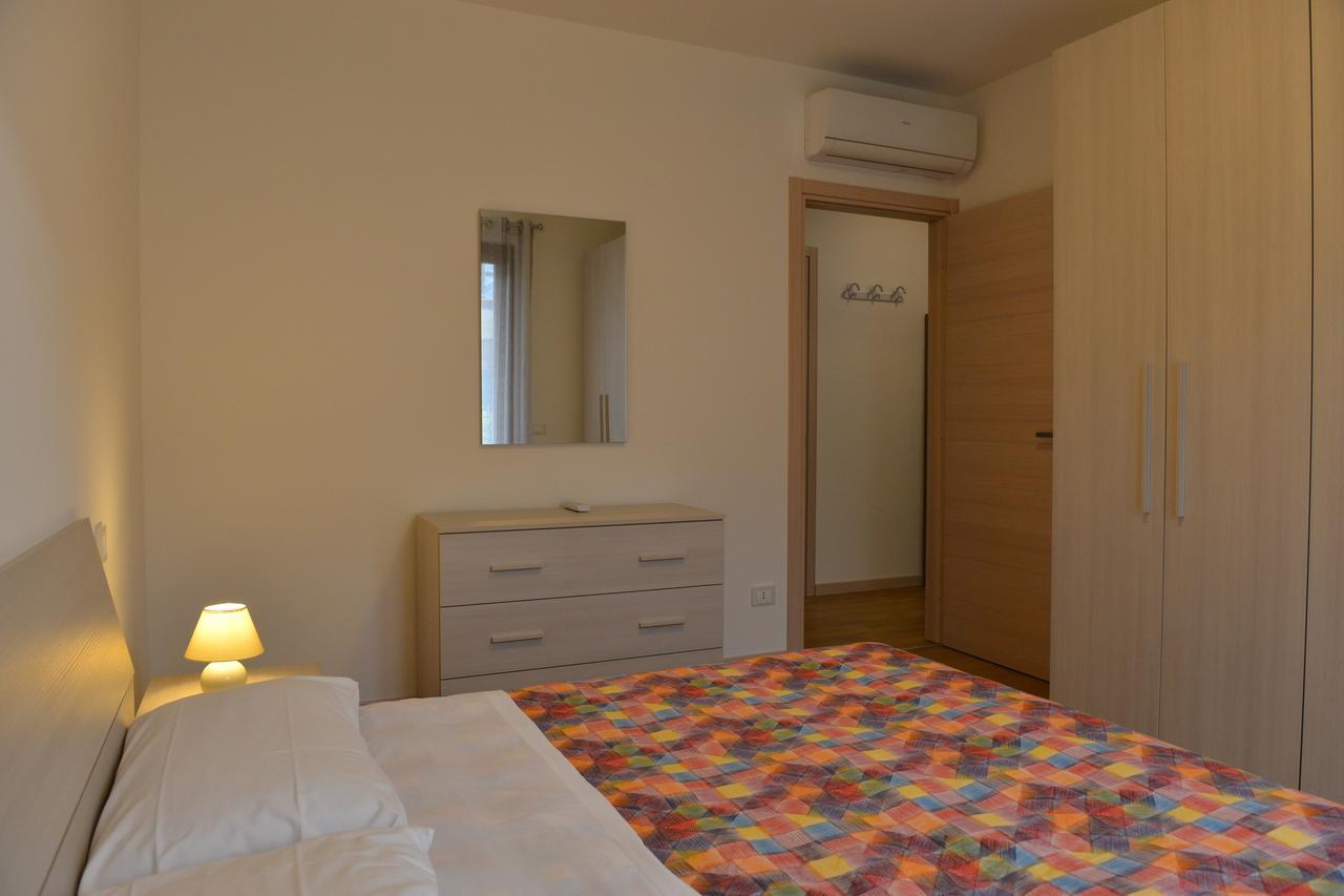 מנרבה דל גארדה Residence Boschetti מראה חיצוני תמונה
